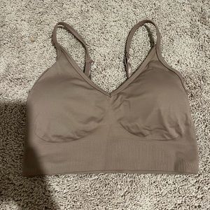 Balance athletica tan flow bra